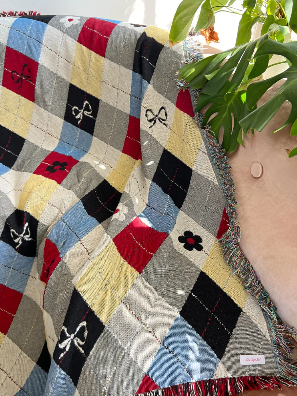 Archie Throw Blanket - Cirque Argyle
