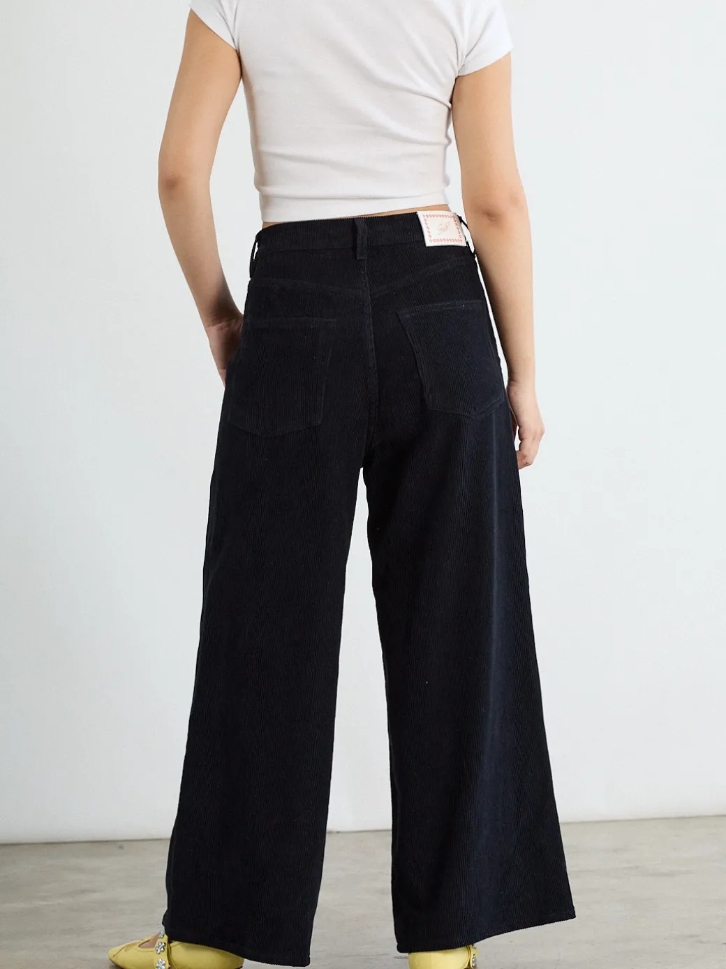 Faye Pant - Licorice