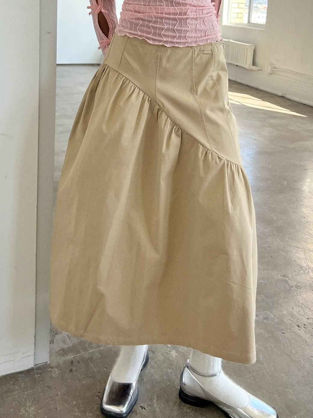 Maeve Midi Skirt - Toast Twill