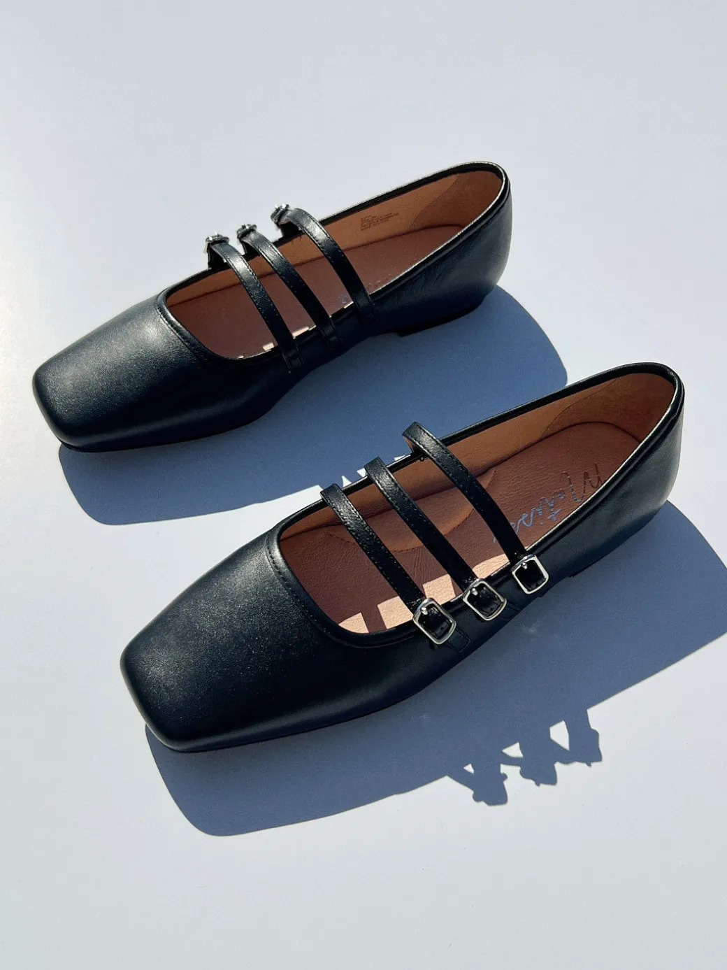 Nova Flat - Black