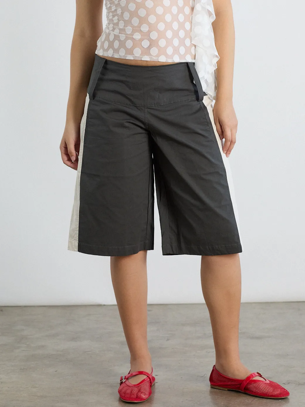Paneles Short - Charcoal Stripe