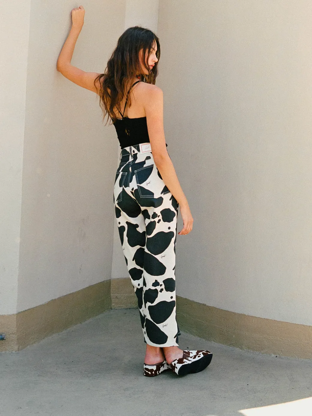 Robyn Jean - Cow