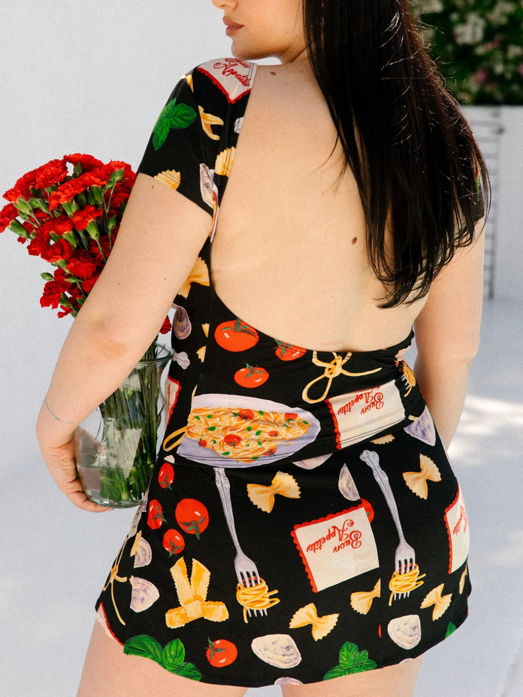 Rowan Tee - Buon Appetito Black